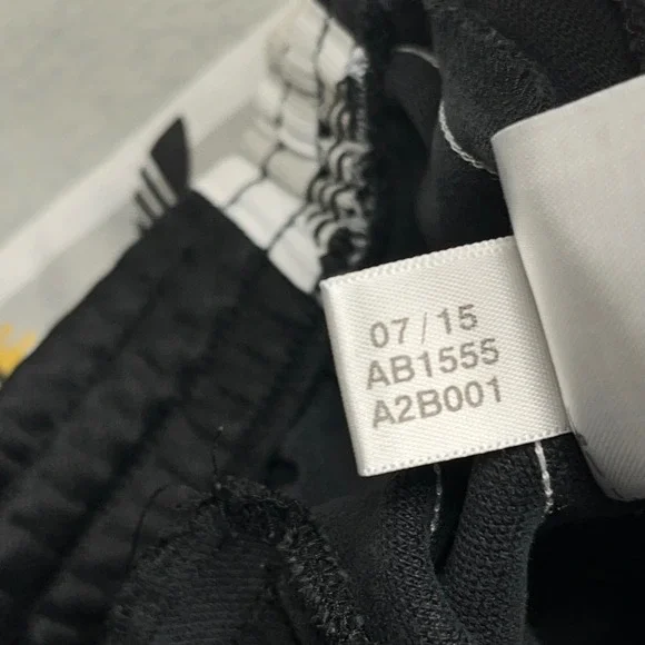 Adidas Originals Nigo Bear Track Pants Mens Small Black Red Trefoil AB1555 07/15 - Picture 6 of 11